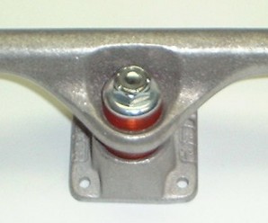 Les trucks skateboard et longskate
