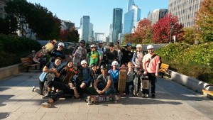 Randonnée skateboard Paris association Riderz